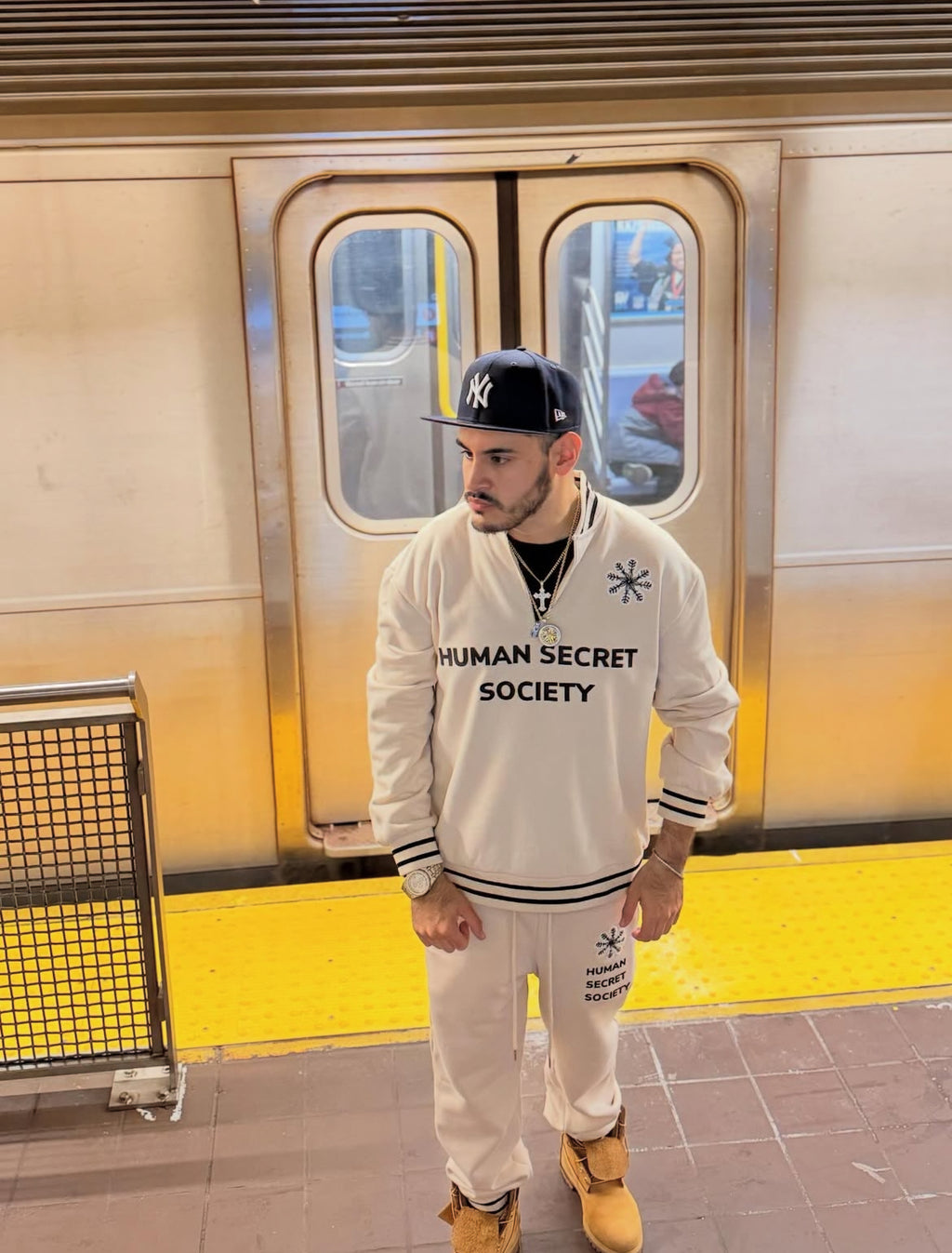 HUMAN VARSITY SWEAT PANTS